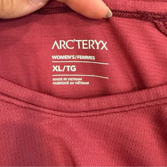 Arc'teryx Kapta Top Short Sleeve Shirt Dark Magenta Pink Womens XL Athletic - Picture 8 of 9